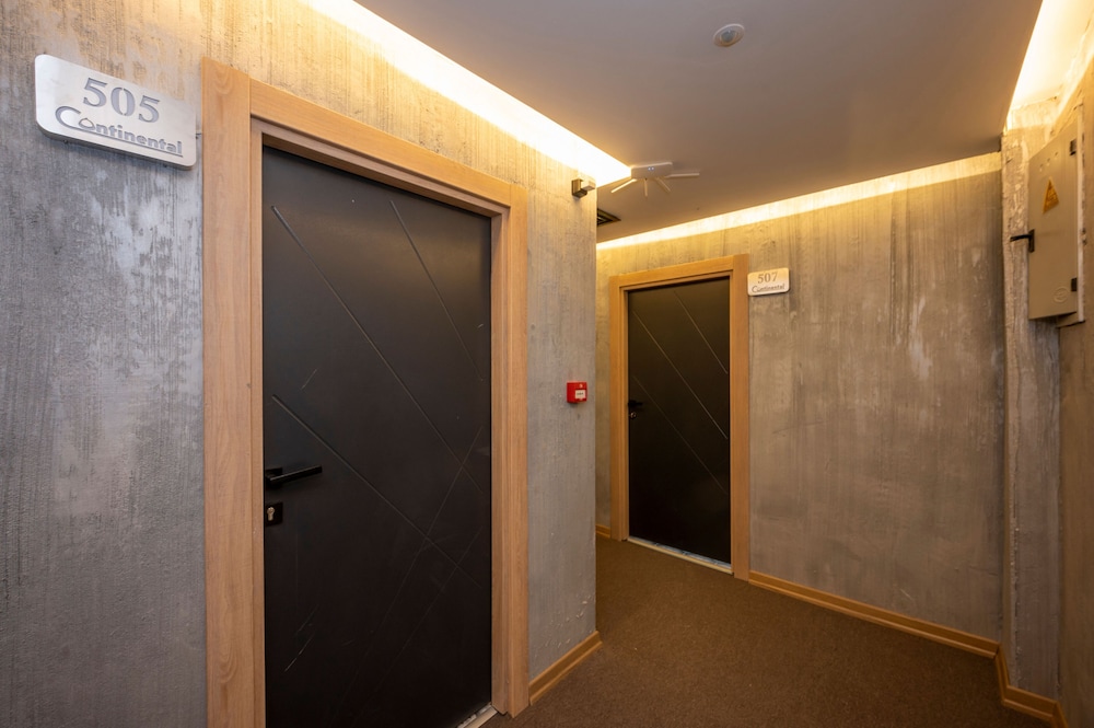 Continental Airport Hotel photo5
