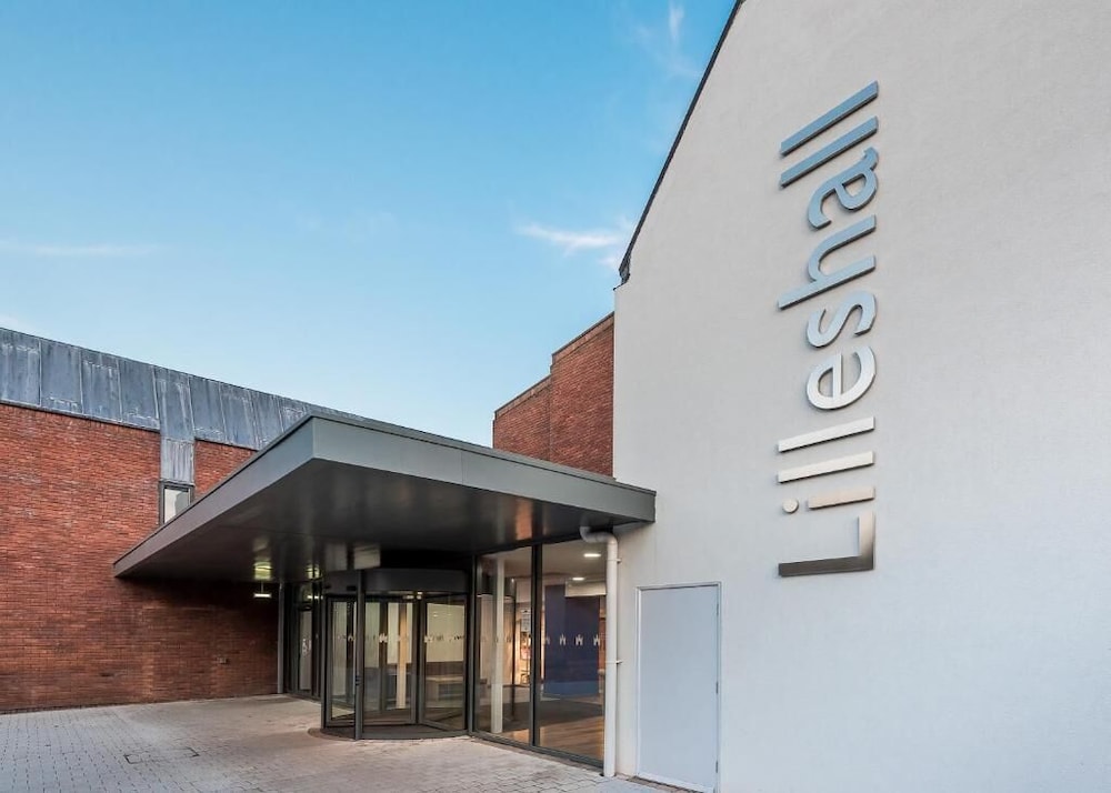 Lilleshall National Sports And Conferencing Centre 1/50