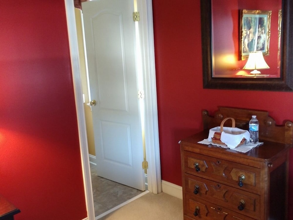 Haynes Bed and Breakfast 31/33
