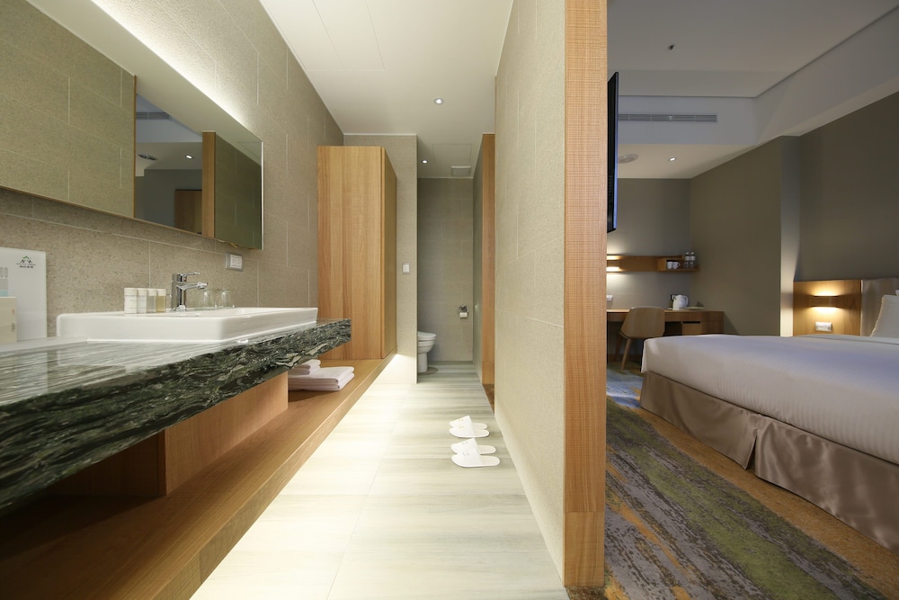 South Urban Hotel 45/45