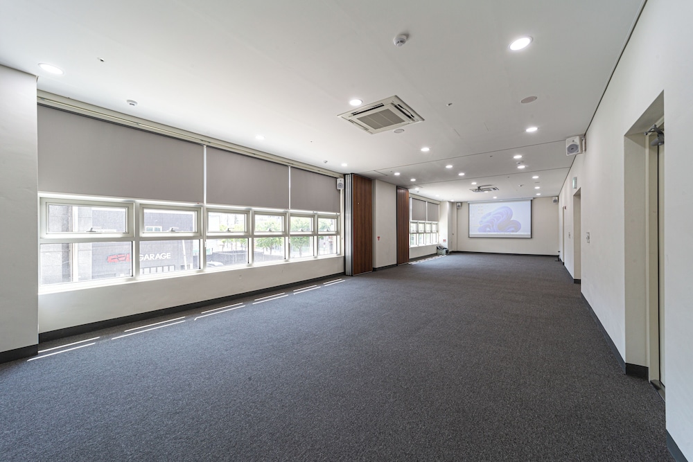 Bella Stay Hotel Chuncheon 54/64