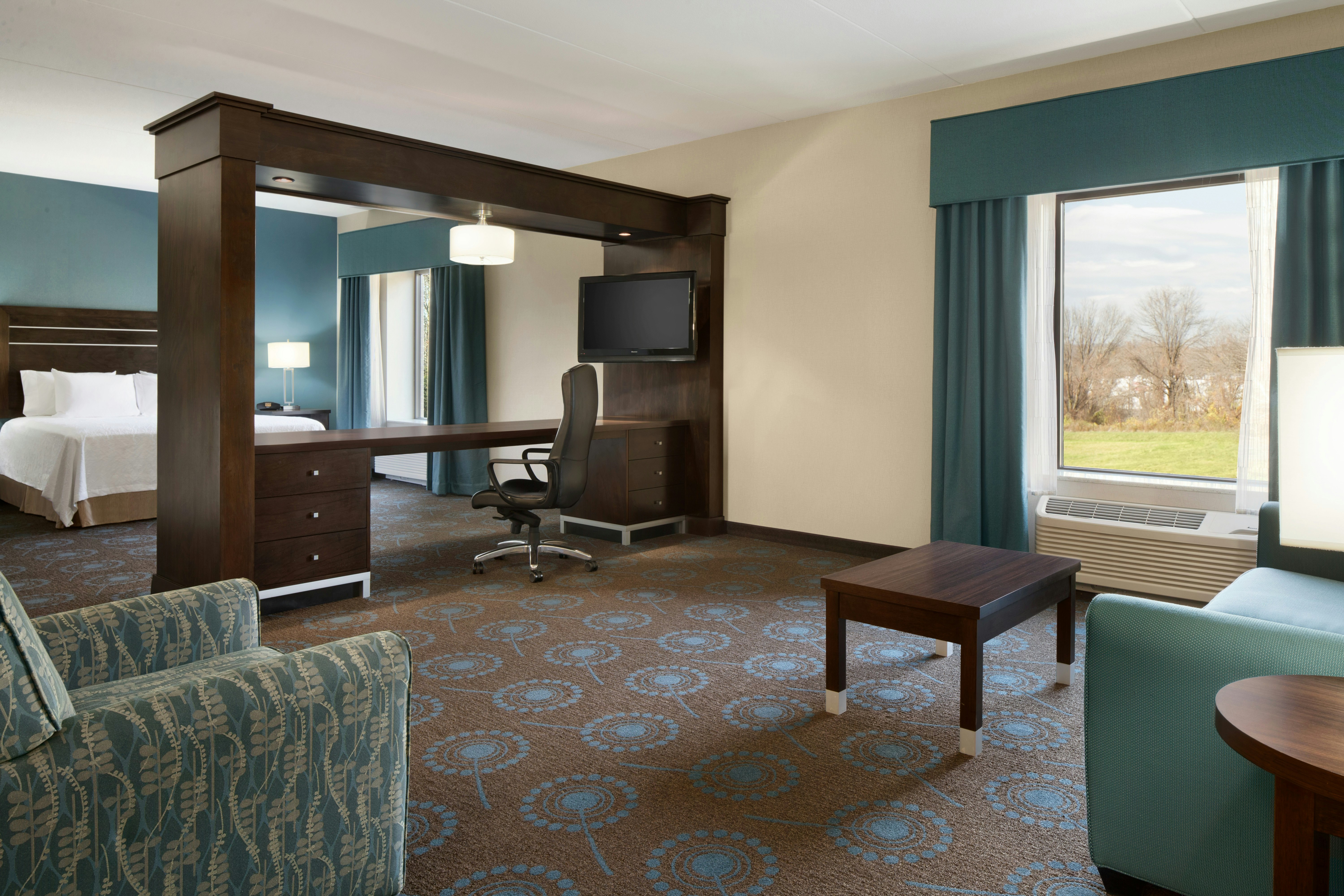 Hampton Inn Suites Edgewood Aberdeen South Md 18/38