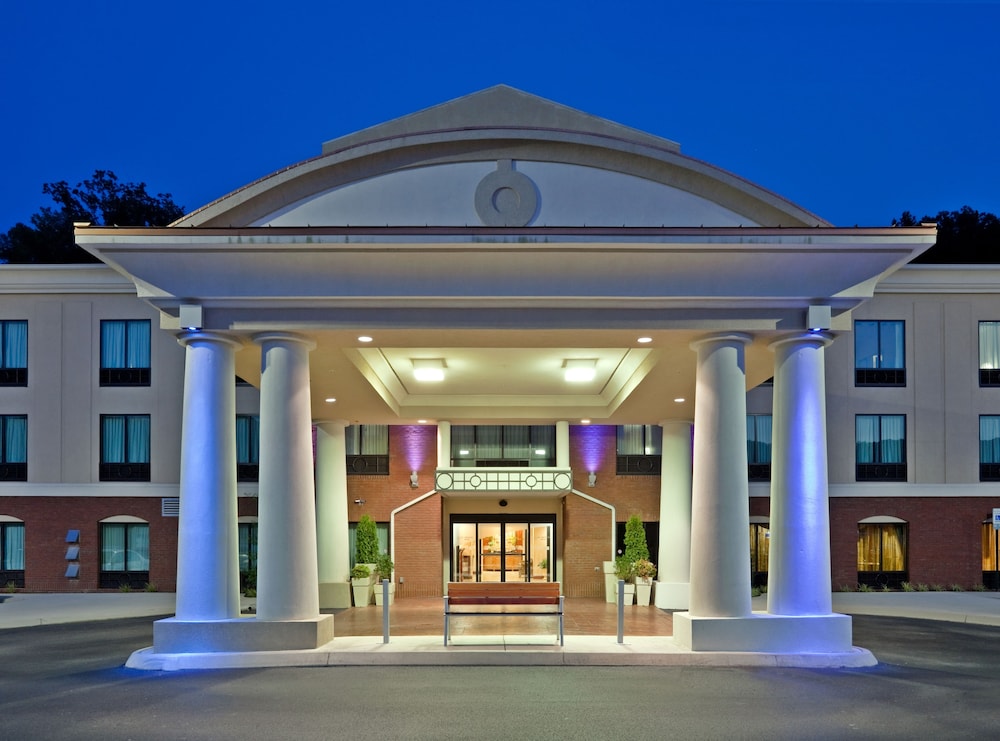 Holiday Inn Express Hotel Suites Harriman 1/53