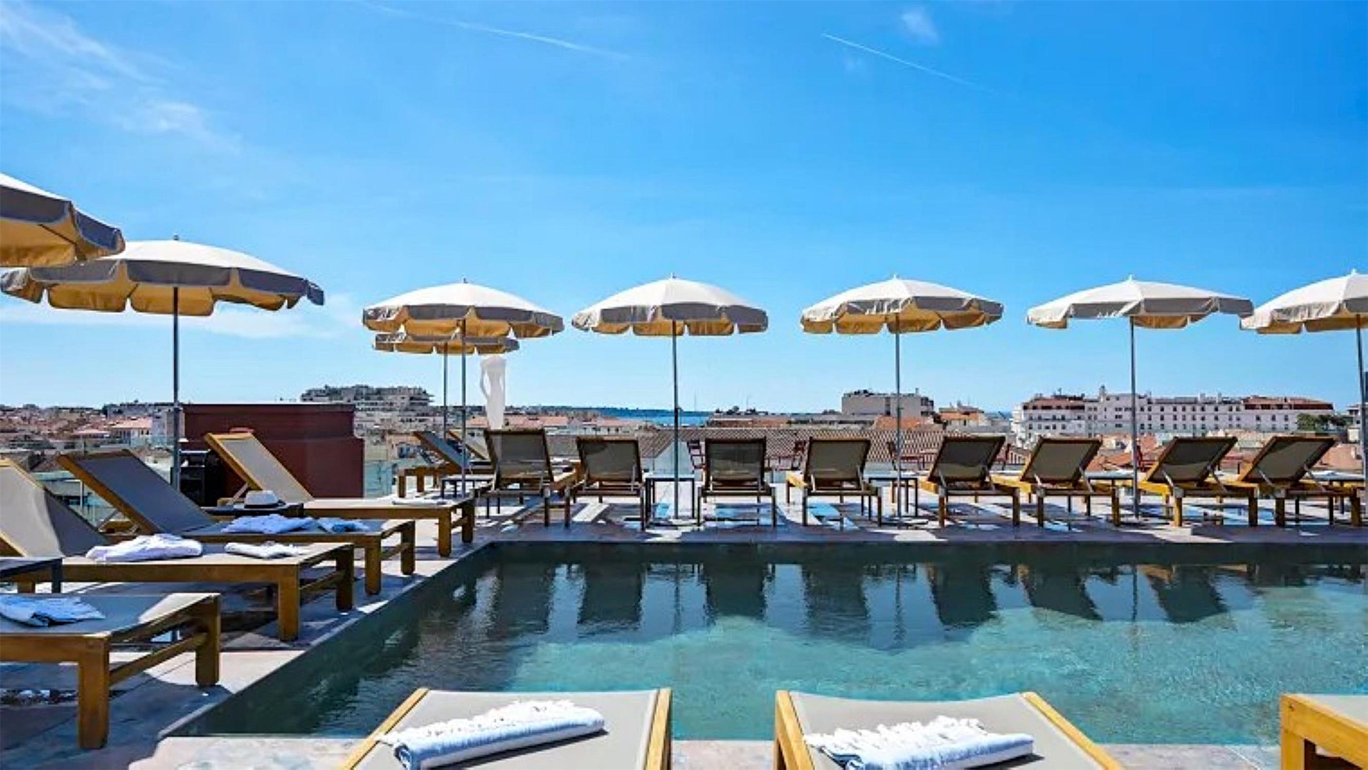 Best Western Plus Cannes Riviera And Spa 51/54
