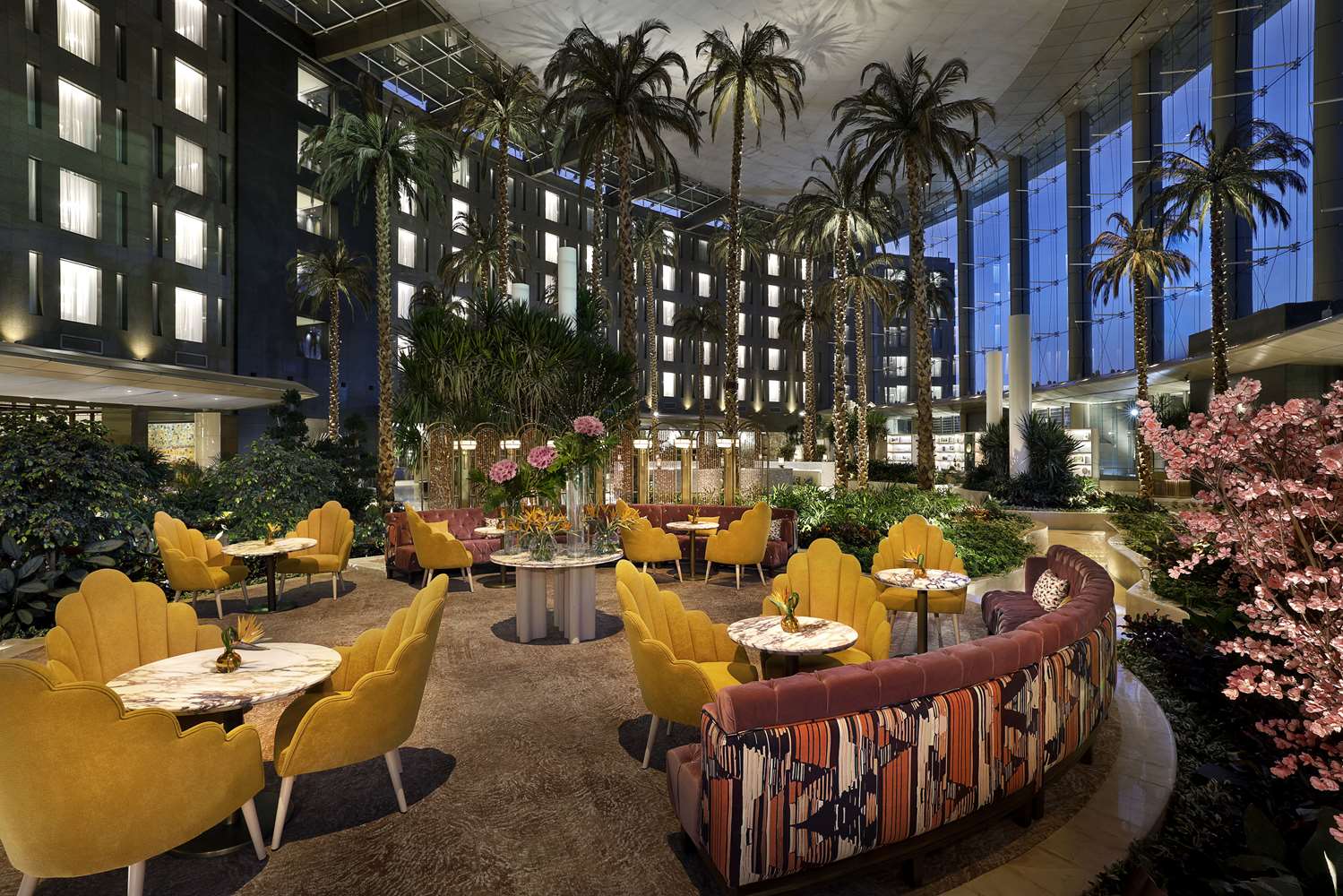 restaurant cafeteria