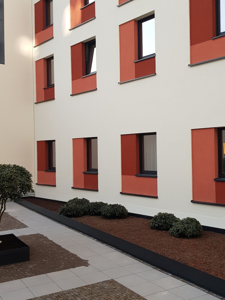 Ibis Regensburg Zentrum 1/71