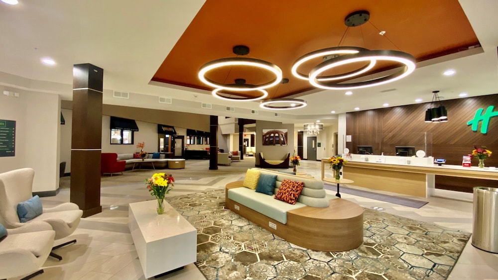 Holiday Inn St. Louis - Creve Coeur 12/45