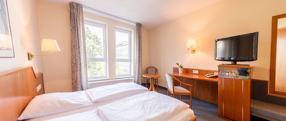 COMFORT, DOUBLE BED