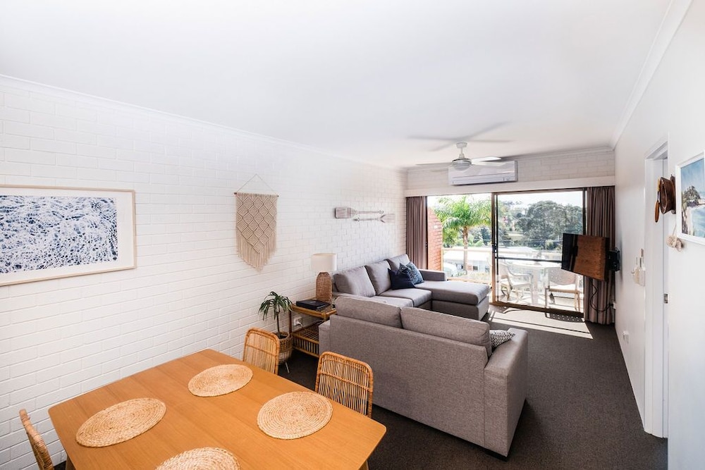 Mollymook Seascape Motel Apartments Adults Only 28/49