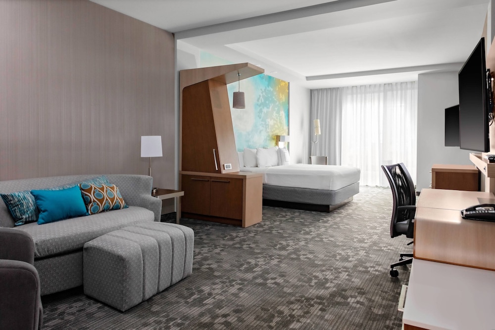 Courtyard by Marriott East Lansing Okemos 32/41