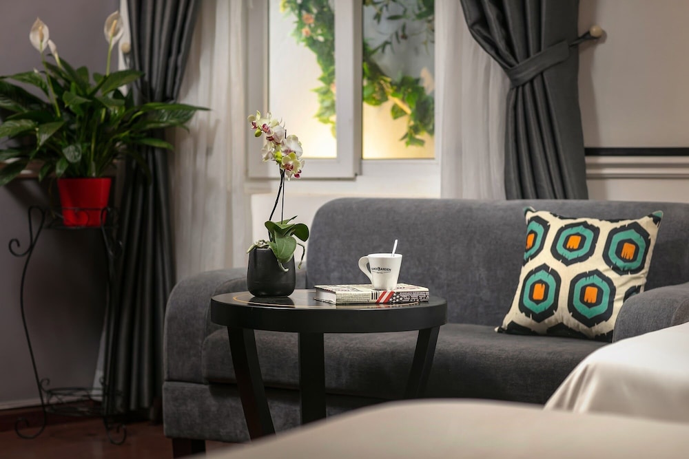 Hanoi Garden Hotel 8/62