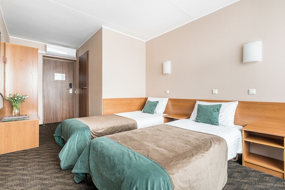 Hotel Zemaites 18/76