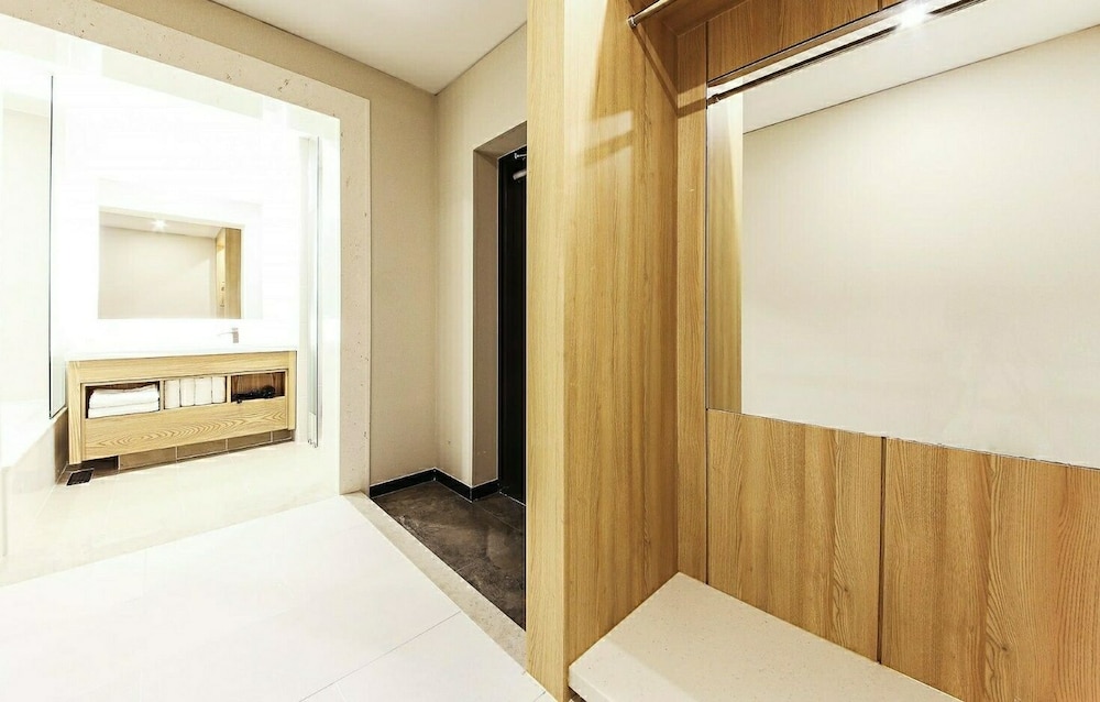 Time Square Hotel 25/25