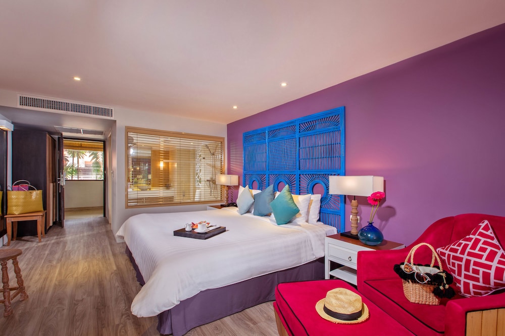 Burasari Phuket 33/77