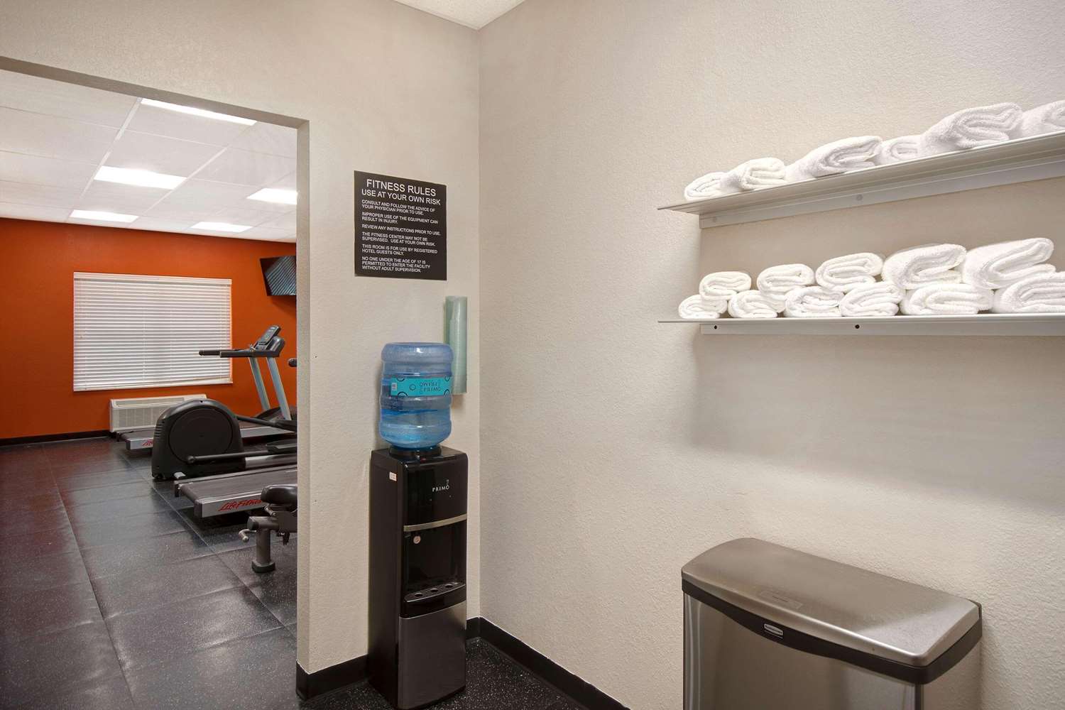 Country Inn & Suites By Radisson Cincinnati Airport KY 10/19