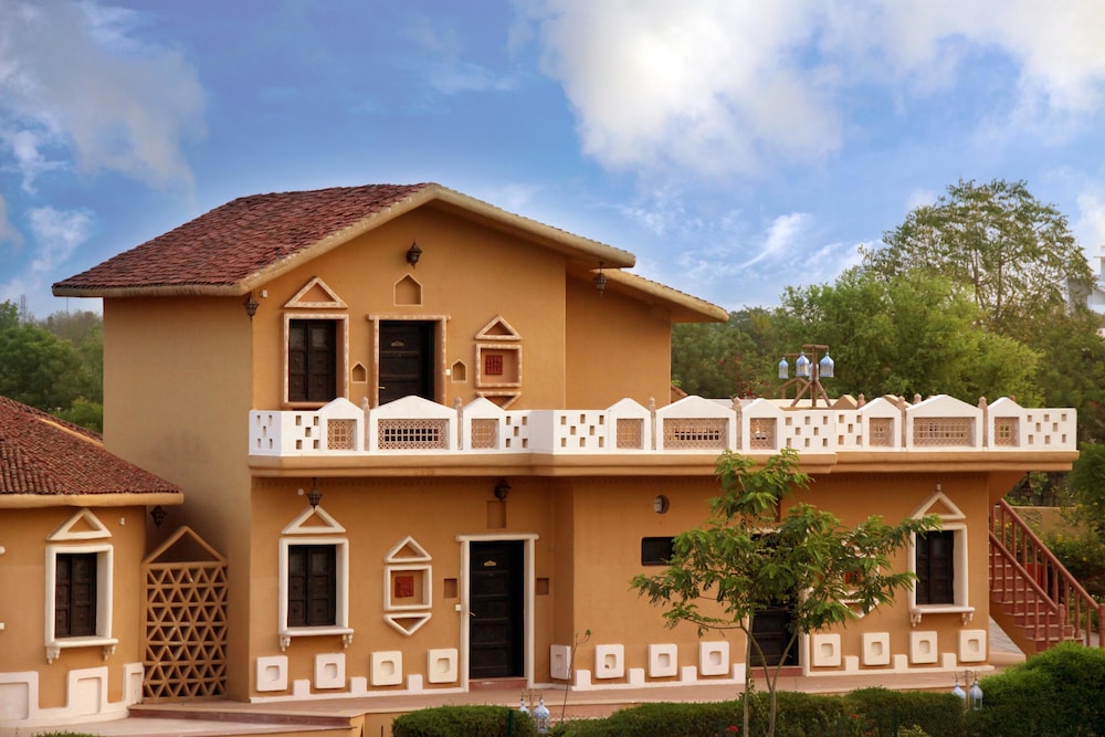 Pride Amber Villas Resort 5/55