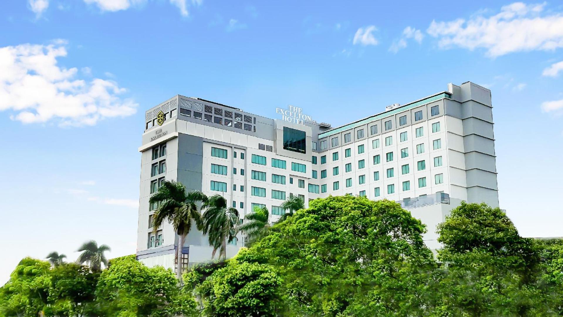 The Excelton Hotel Palembang 3/54