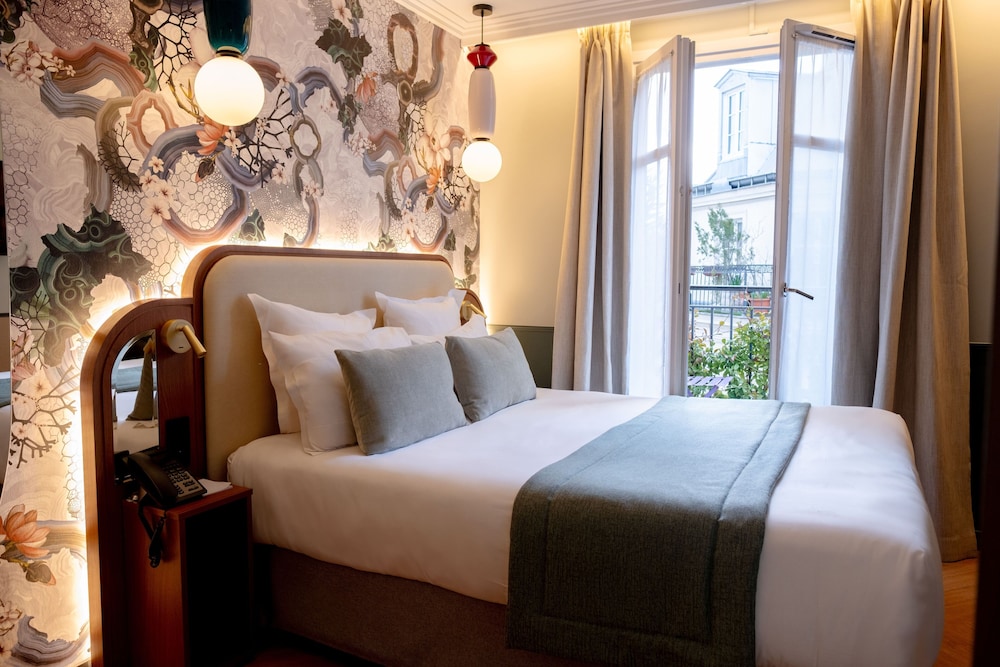 غرفة سوبيريور بسرير مزدوج أو سريرين منفصلين، Grand Hotel Saint Michel 2/7