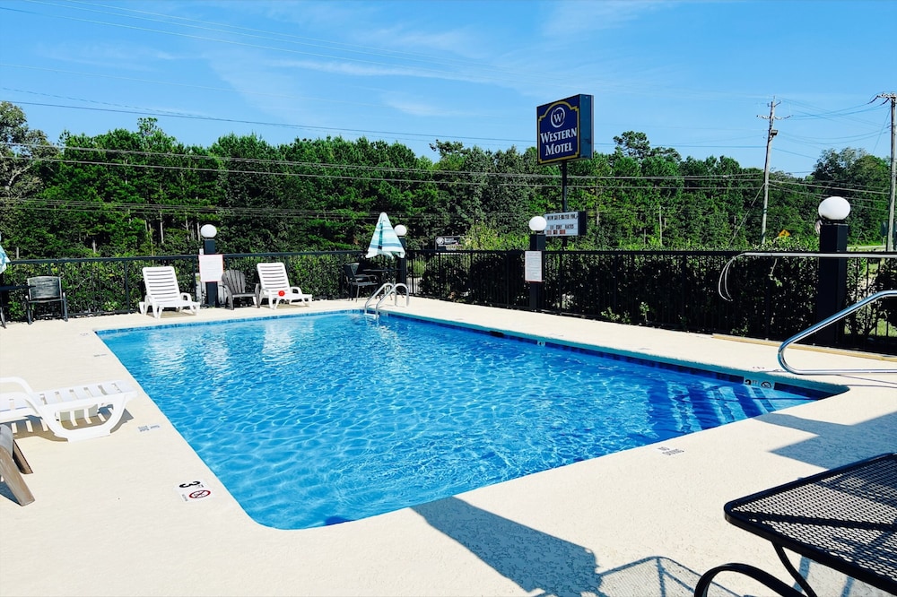 Western Motel, Thomasville 42/56