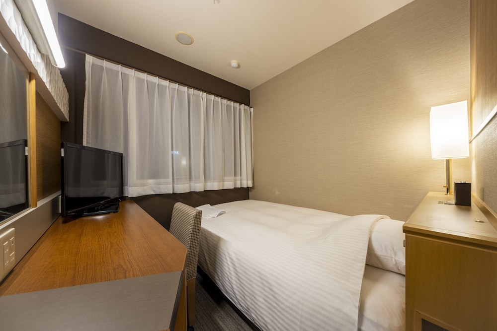 JR Clement Inn Himeji 8/22