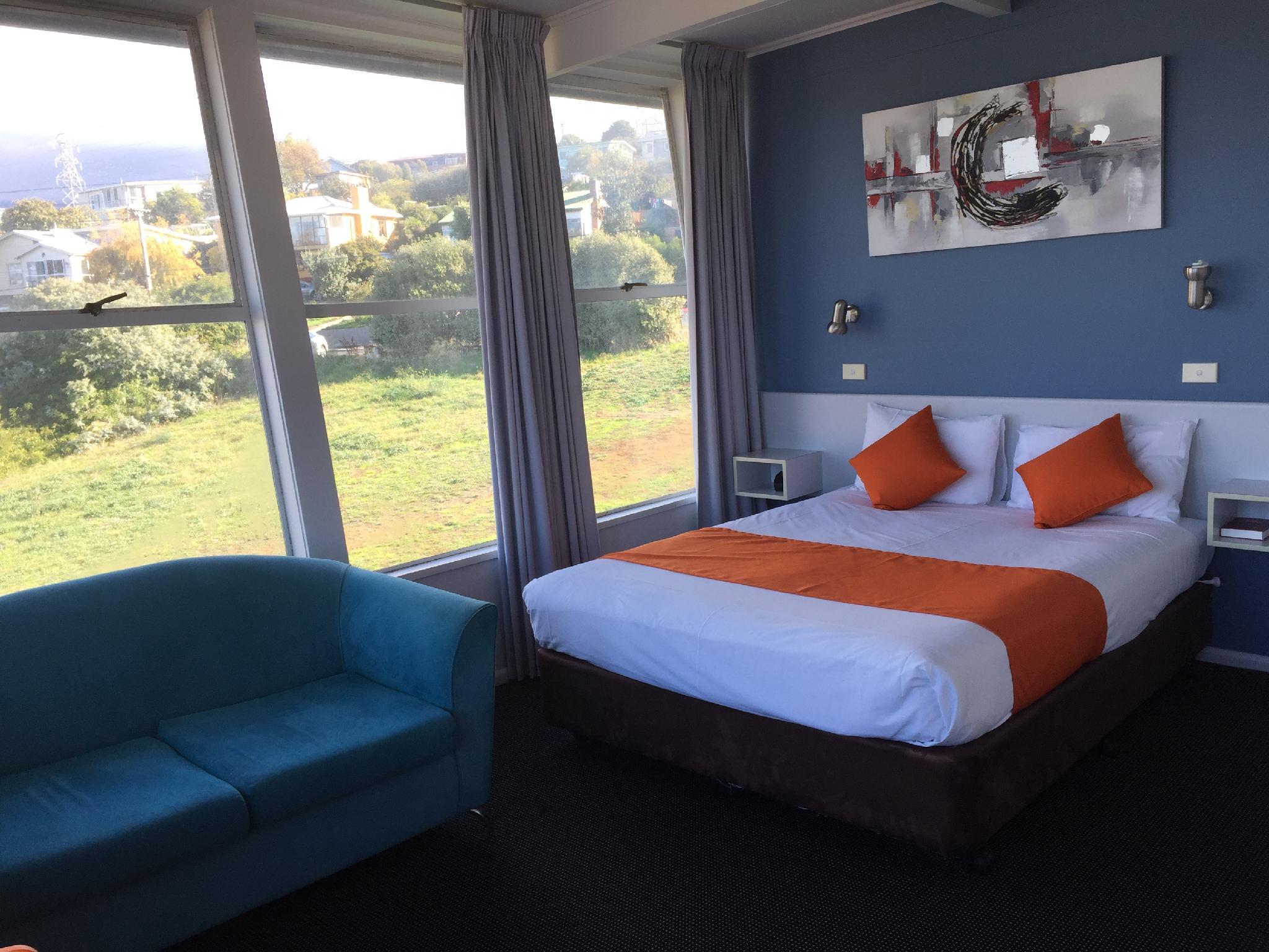 1 Bedroom, Lake Side
