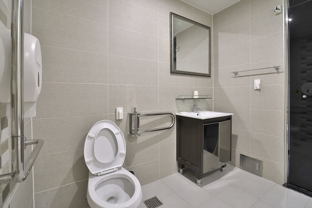 Hotel Platinum 34/37
