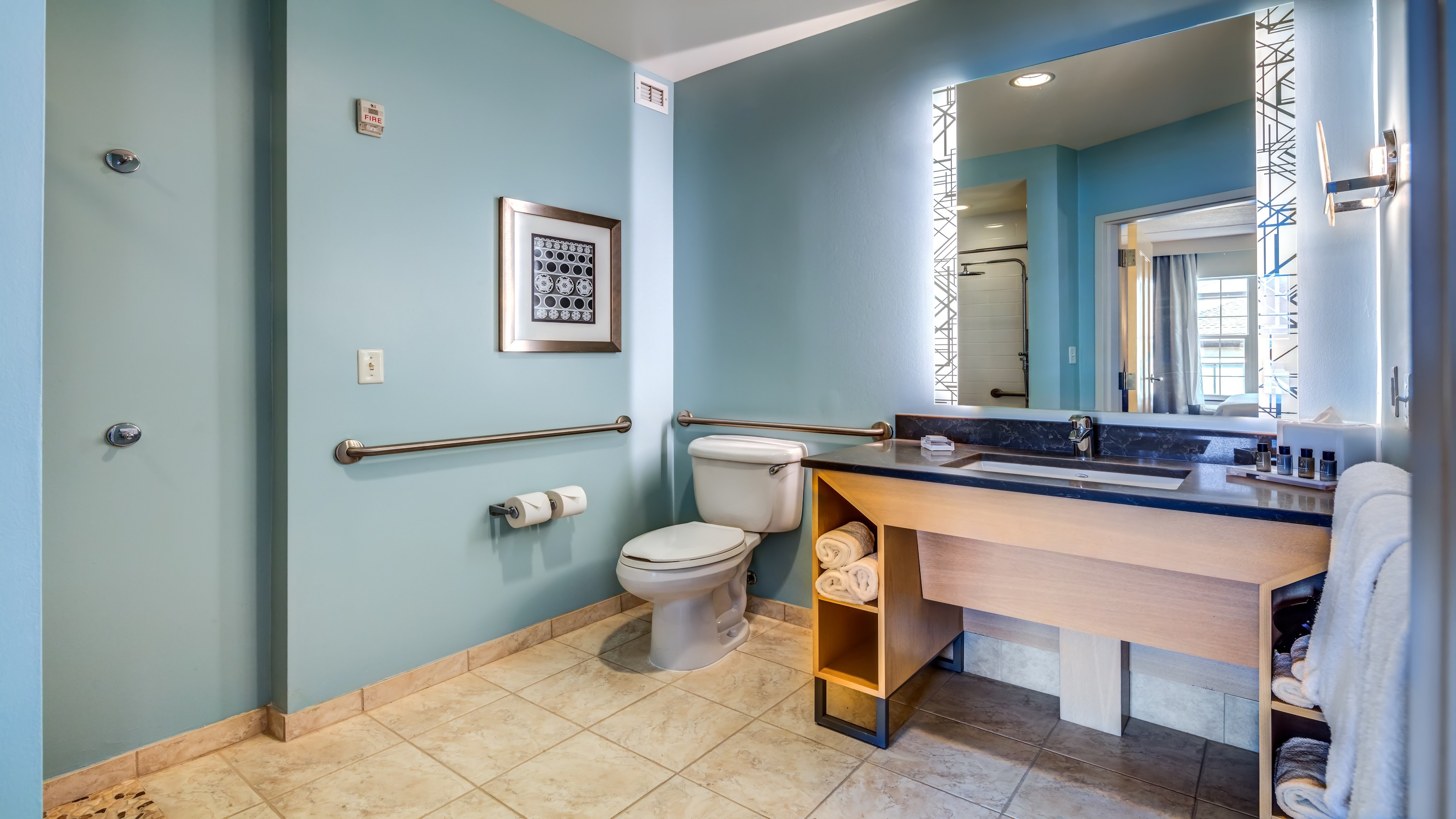 Hotel Indigo Jacksonville Deerwood Park 76/77