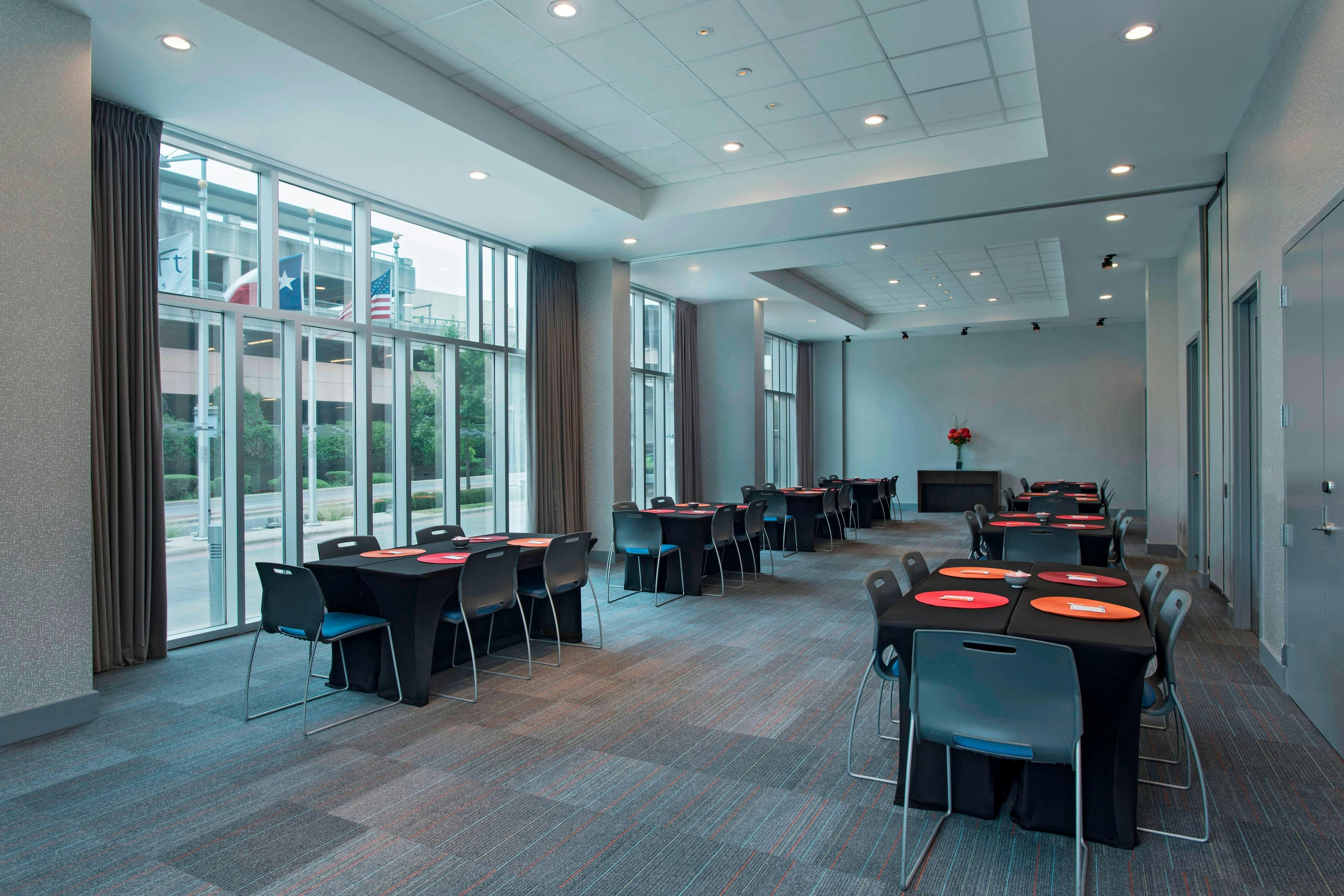 Aloft Austin at The Domain 8/22