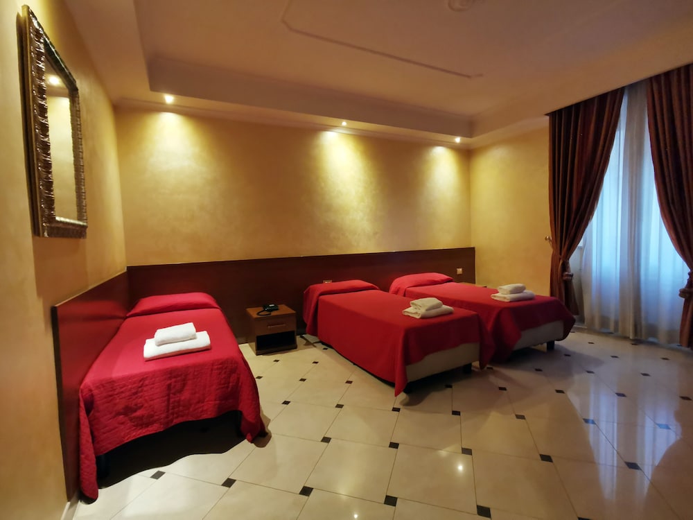 Hotel Valentino Palace 43/46