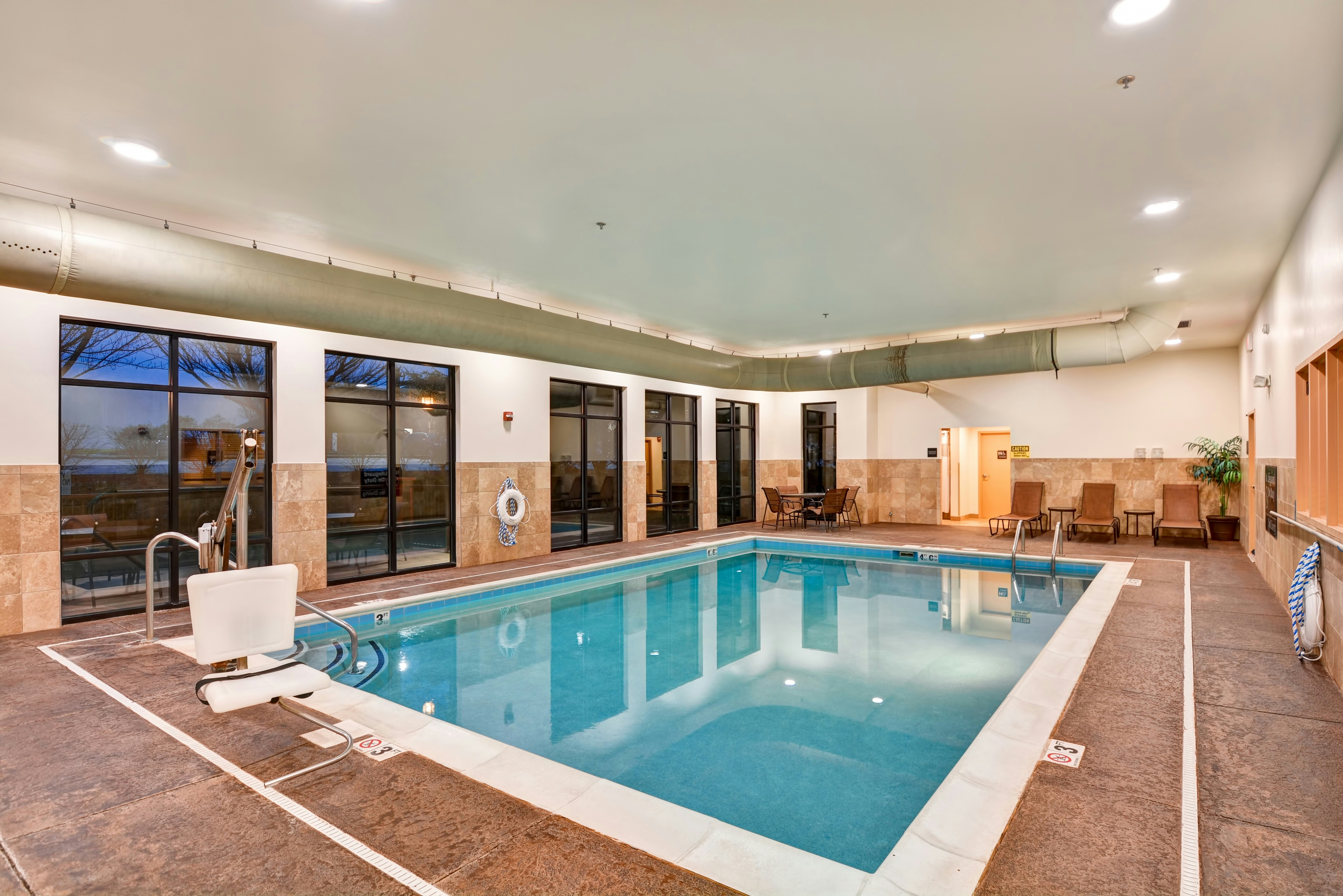 Hampton Inn Hendersonville 21/55
