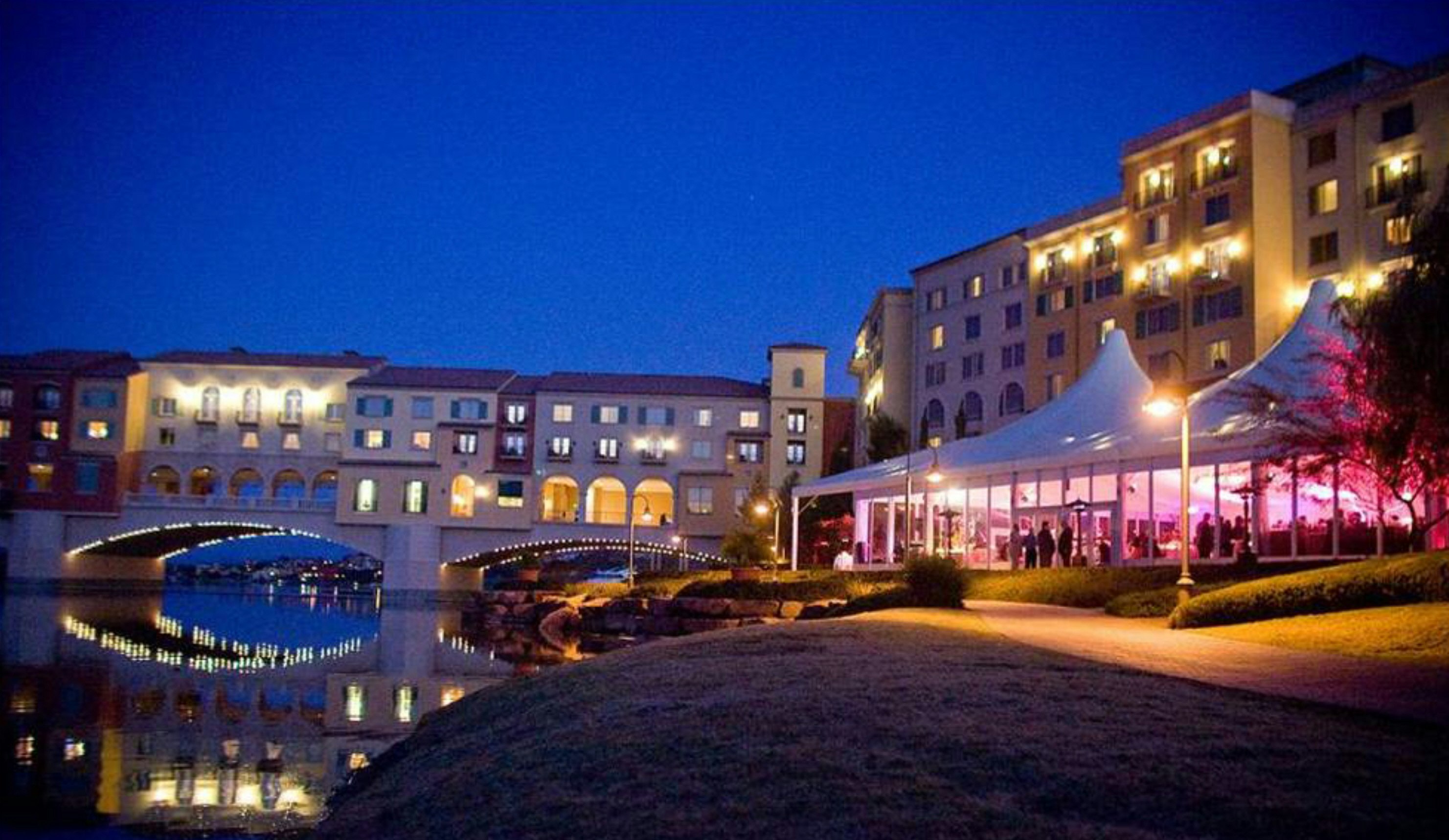 Hilton Lake Las Vegas Resort and Spa 11/83