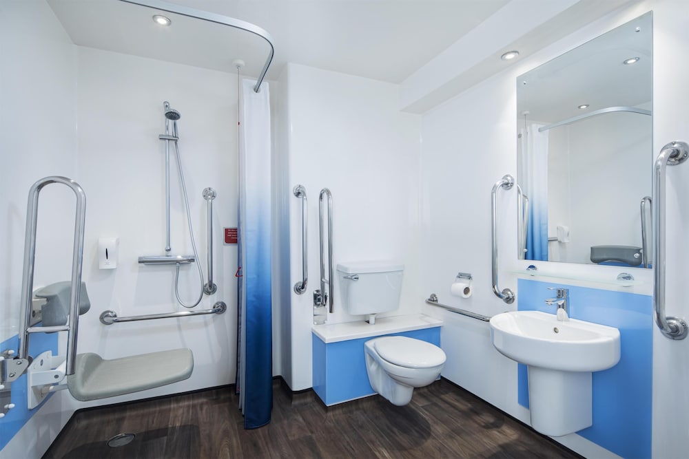 Travelodge Liverpool Central The Strand Hotel 49/50