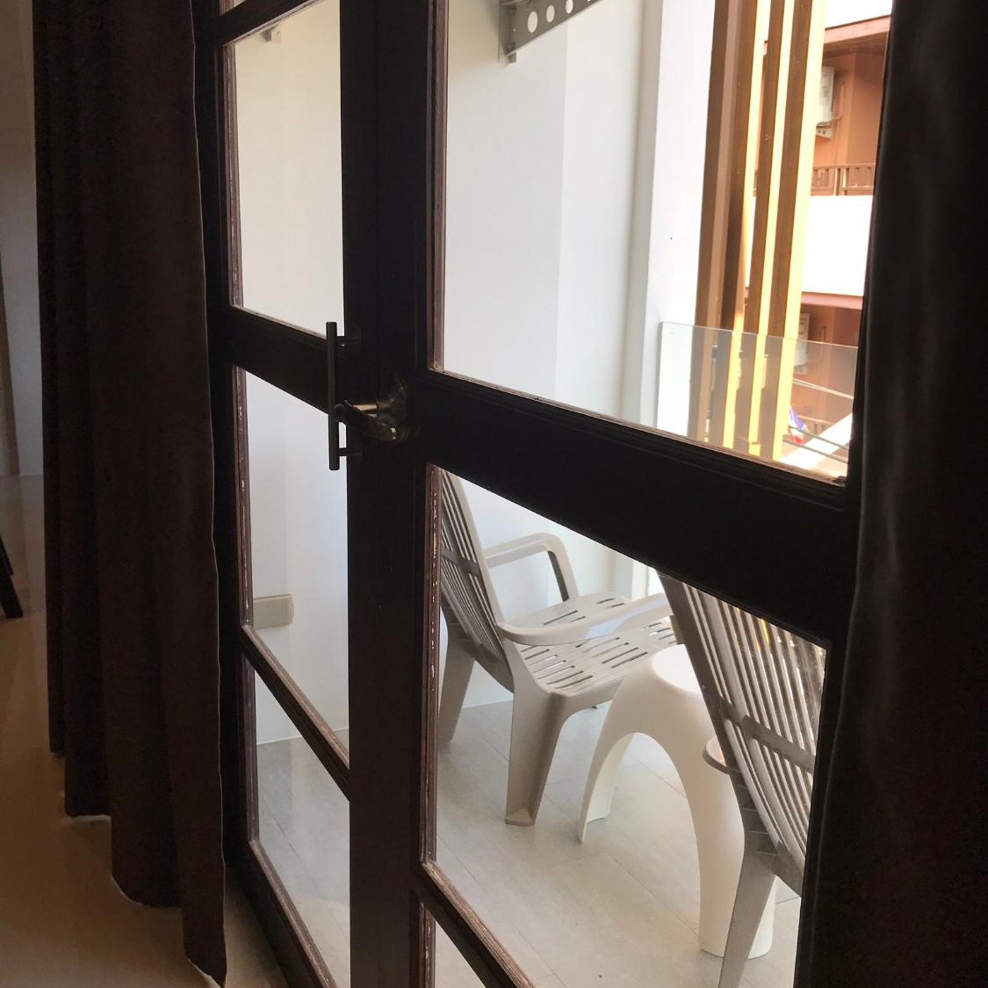 Litera Hostel Adults Only 9/71