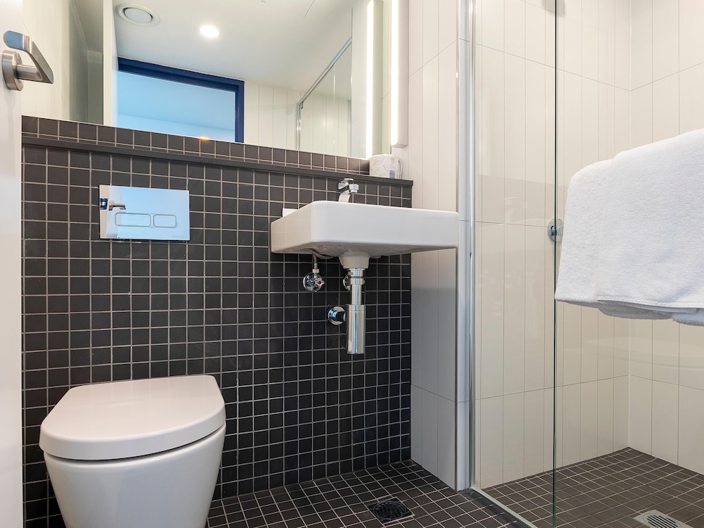 Ibis Budget Sydney Airport 62/64