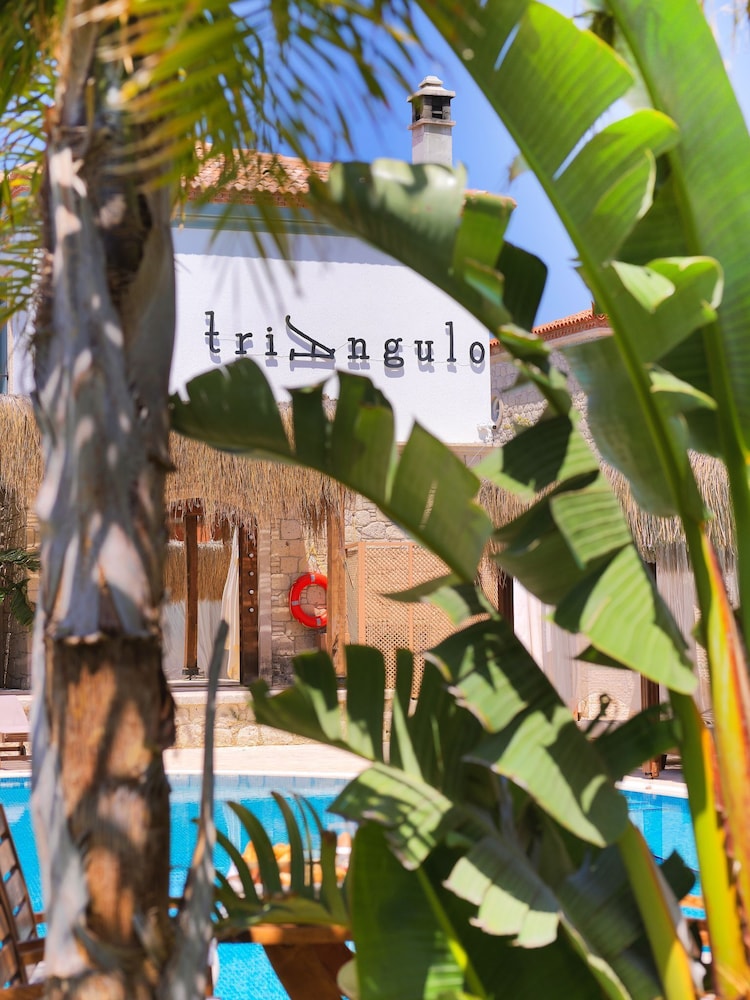 Triangulo Hotel 36/50