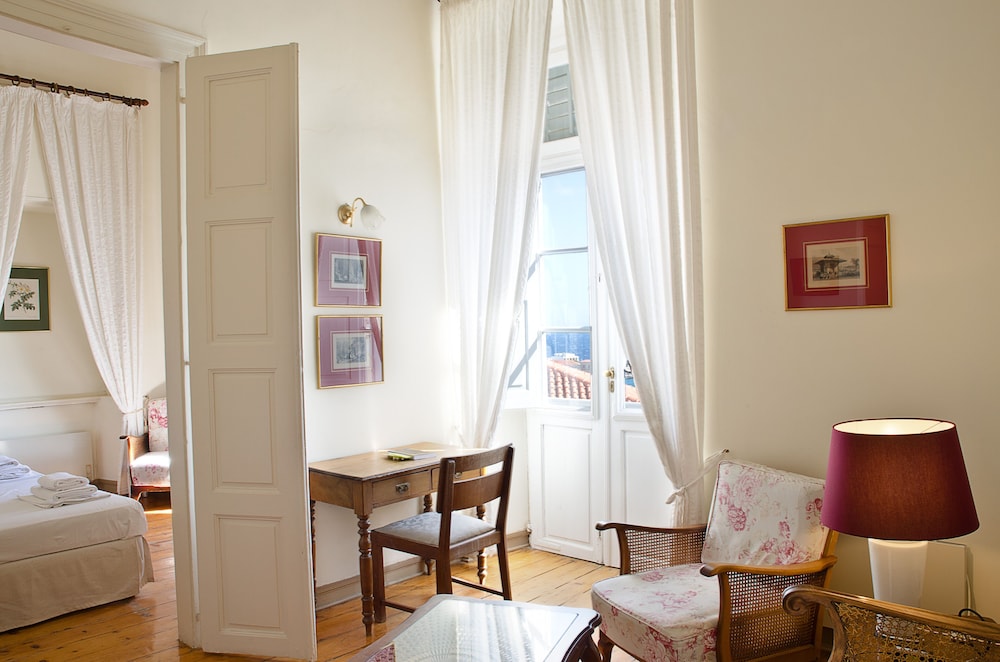 Hotel Omiros 41/50