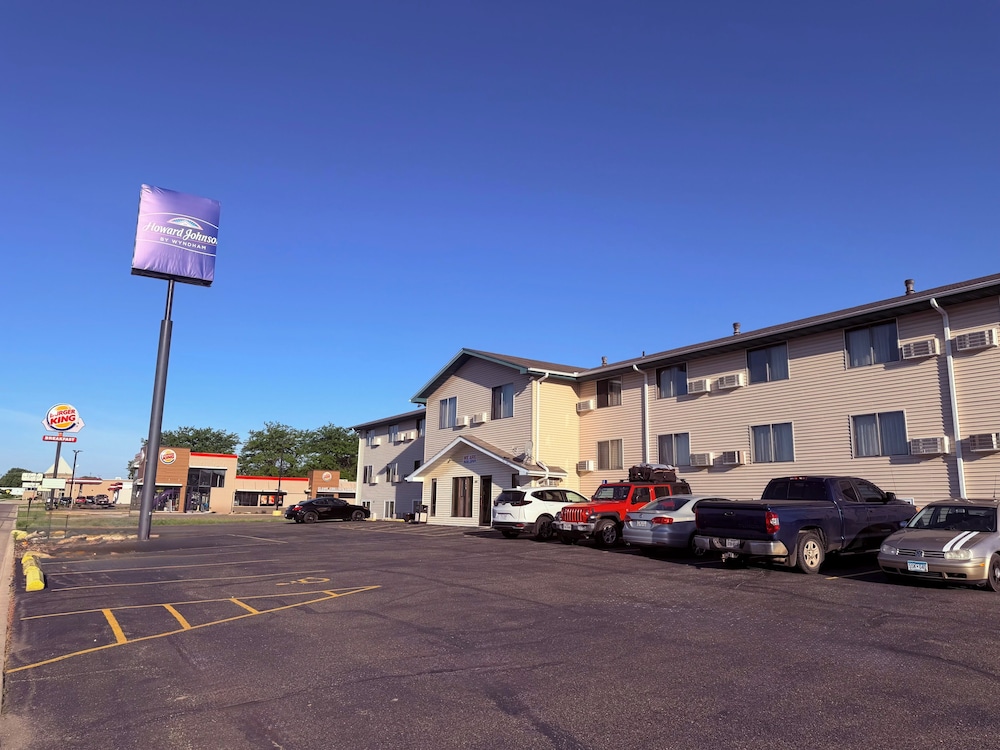 Motel6 Albert Lea, MN 48/59