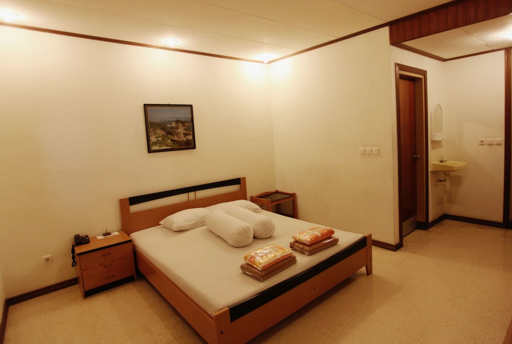Pondok Asri Family Guest House 38/53