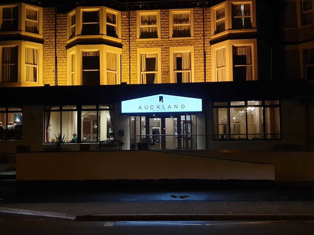 The Auckland Hotel 4/58