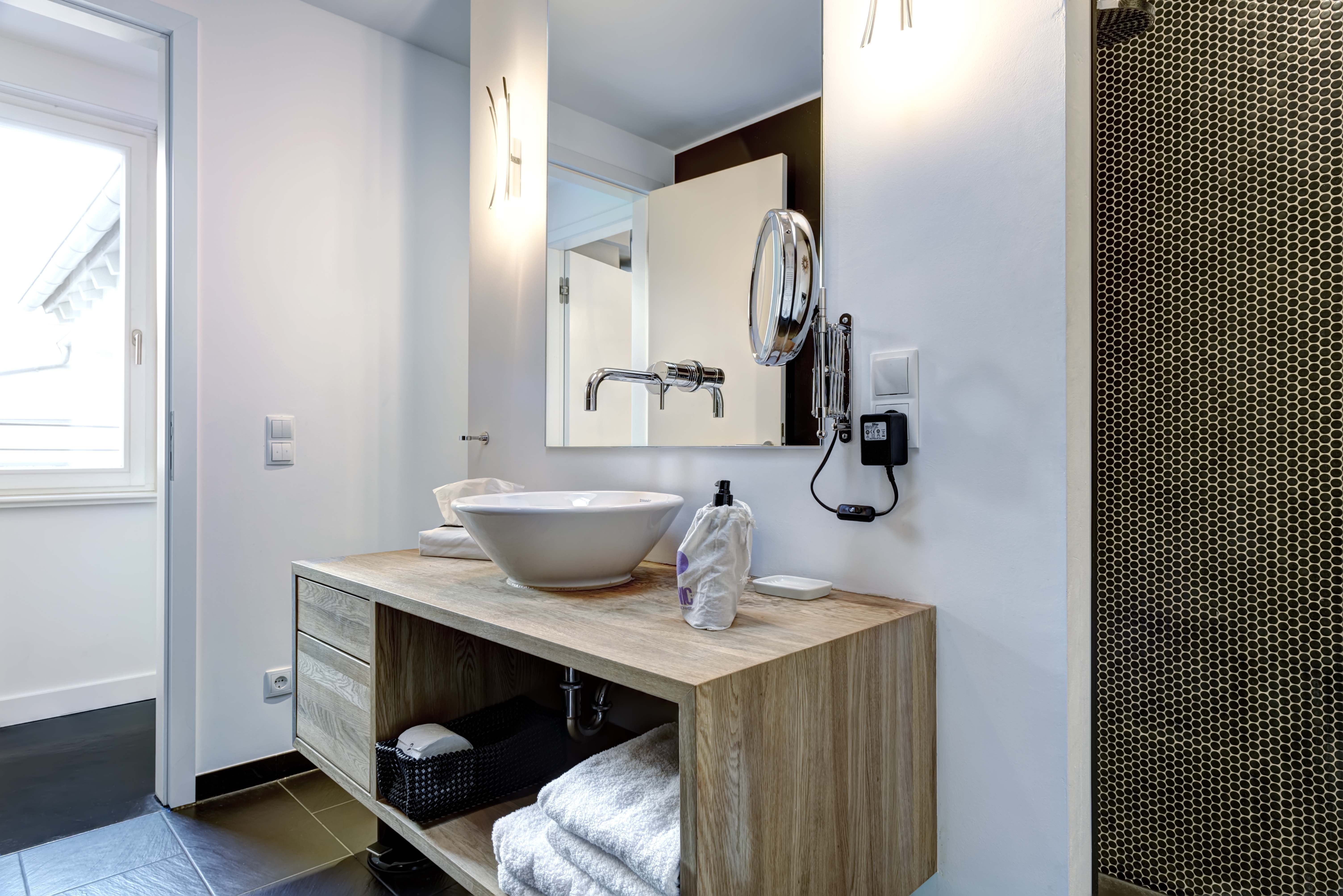 Gorki Apartments 66/69