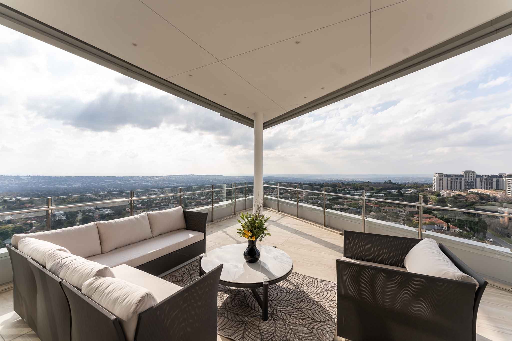 Sandton Hotel 40/58