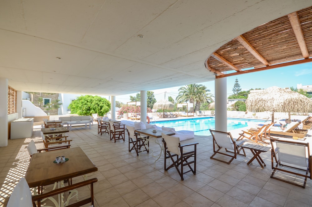 Naxos Beach Hotel 55/71