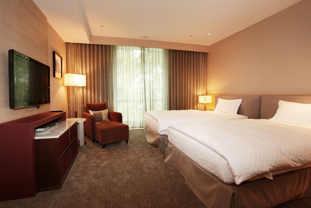 Taipung Suites 11/62