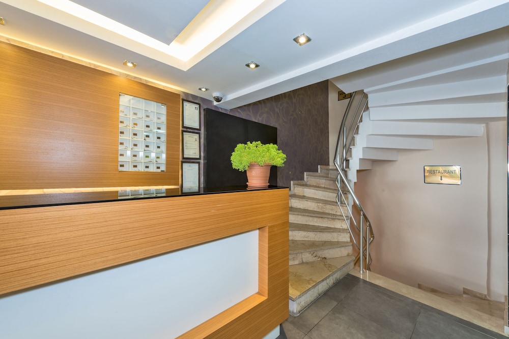 Erbazlar Hotel 8/45