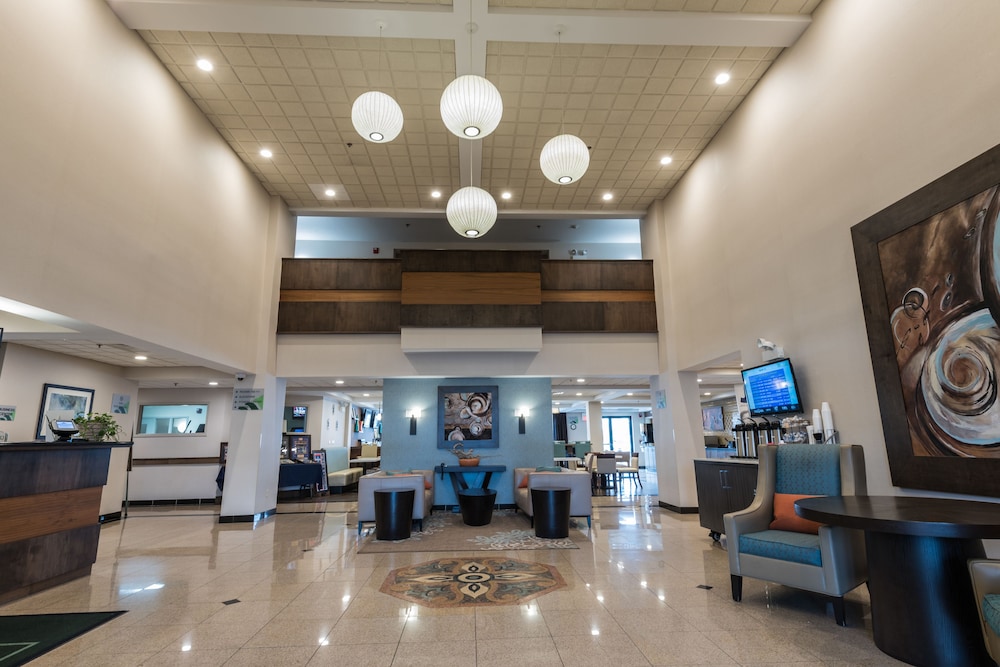 Wingate by Wyndham Schaumburg / Convention Center 7/72