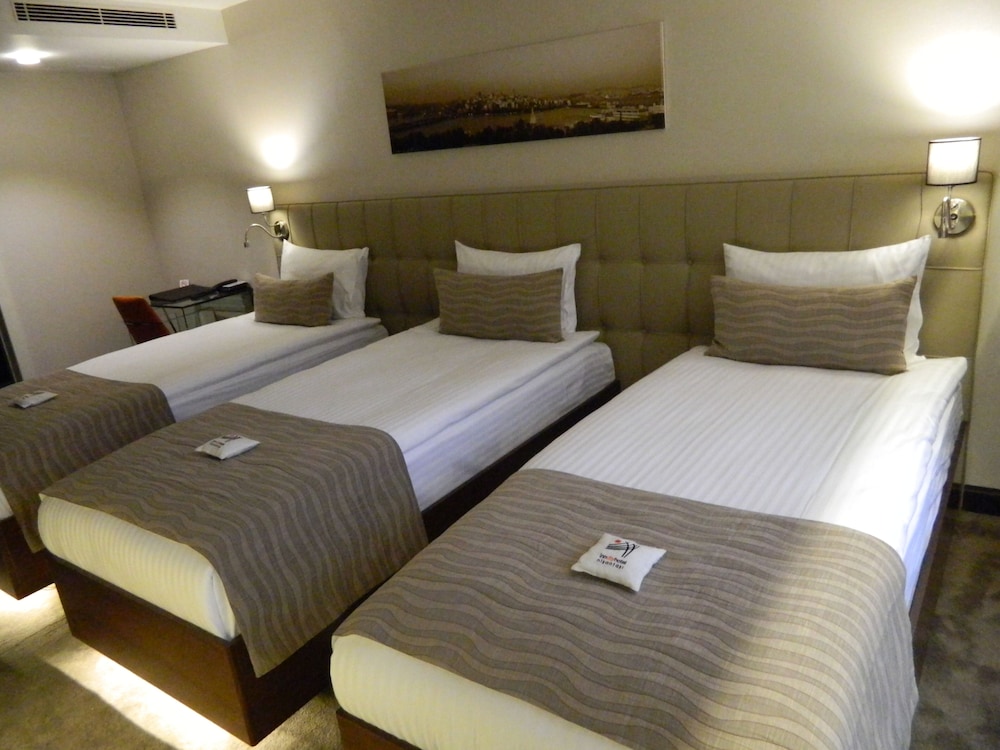 Inncity Hotel Nisantasi 25/50