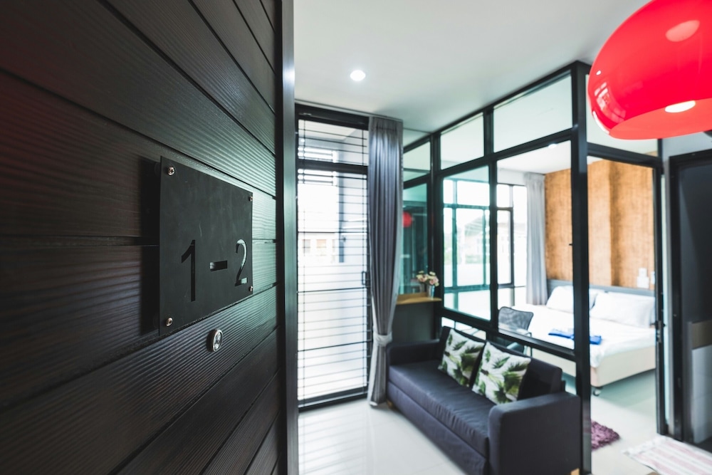 The Smart Hostel 12/21