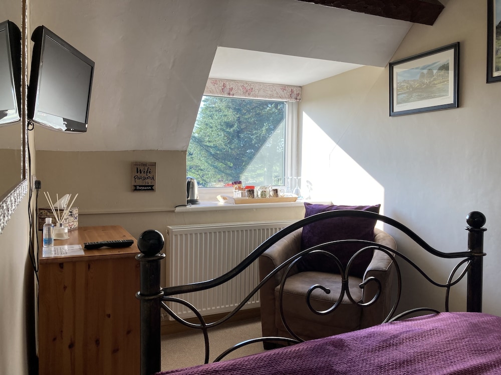 Llwyn Onn Guest House 4/50