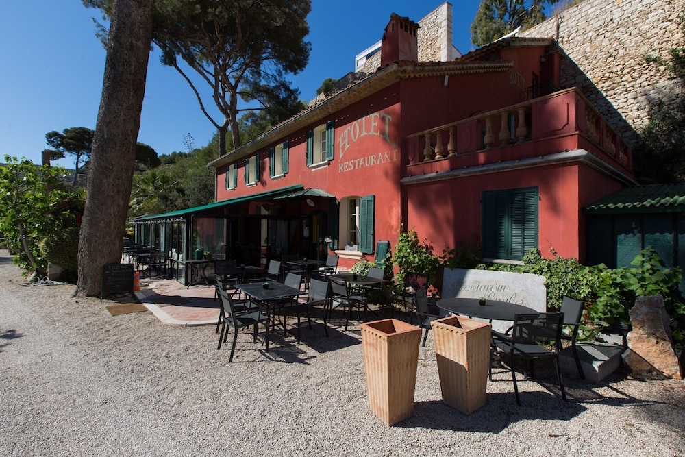 Le Jardin D'emile 36/42
