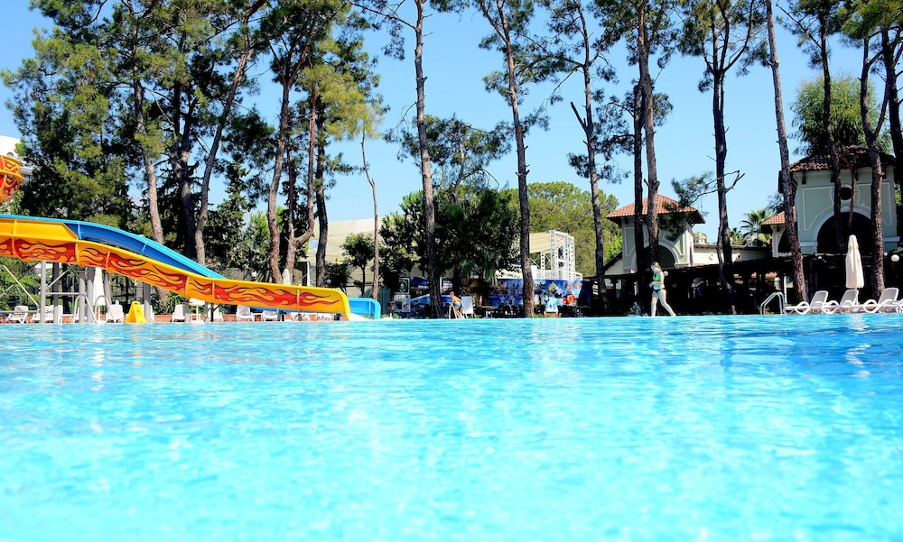 Meder Resort 40/50